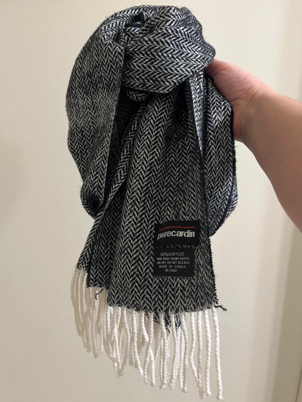 Pierre Cardin Black and White Herringbone Weave Scarf